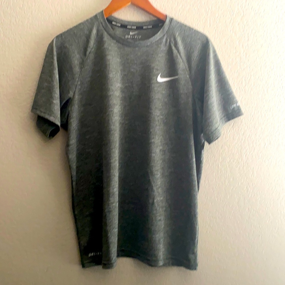 Nike swim dri fit shirt 👕